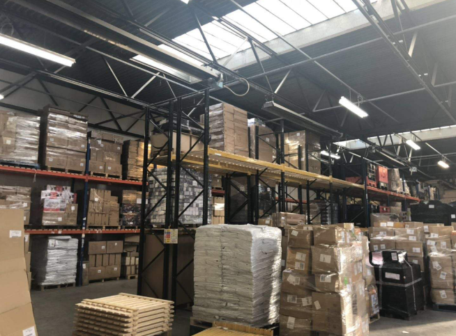 引爆英国站！转型跨境的国企新卖家，凭借它两月售出200万！