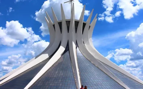 海外观察丨被忽视的海外品类 KJV Bible进入多国Top100榜单