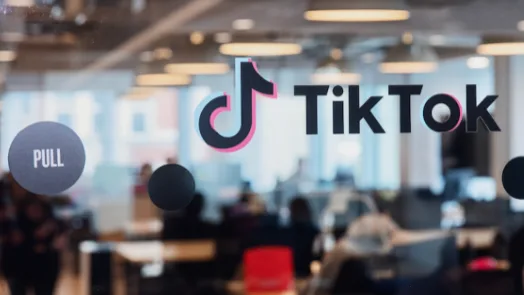 TikTok接连登顶全球下载量榜单，在海外续写电商神话