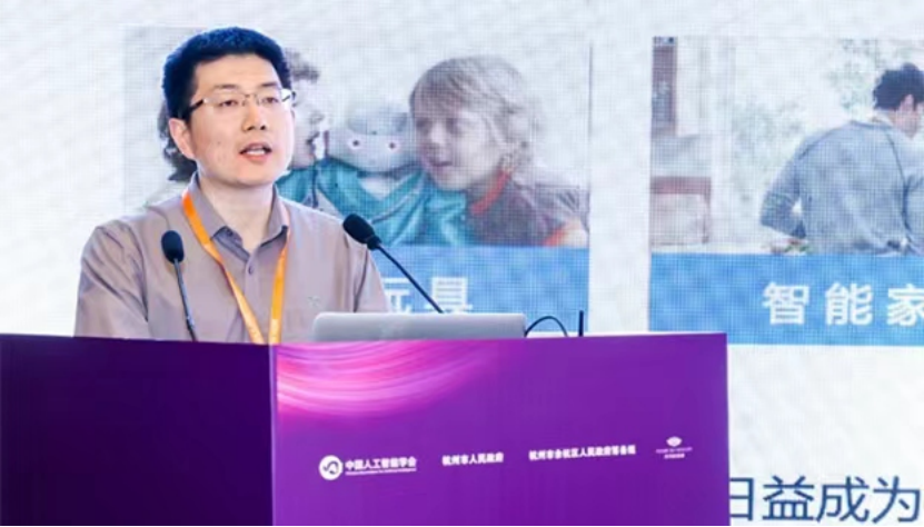 被打开的潘多拉魔盒：一文通读国内百强大厂对AIGC的态度和部署
